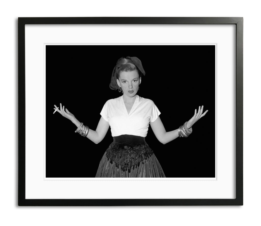 judy garland smoking cigarettes BRUNI Gallery Judy Garland, What Cigarette? Limited